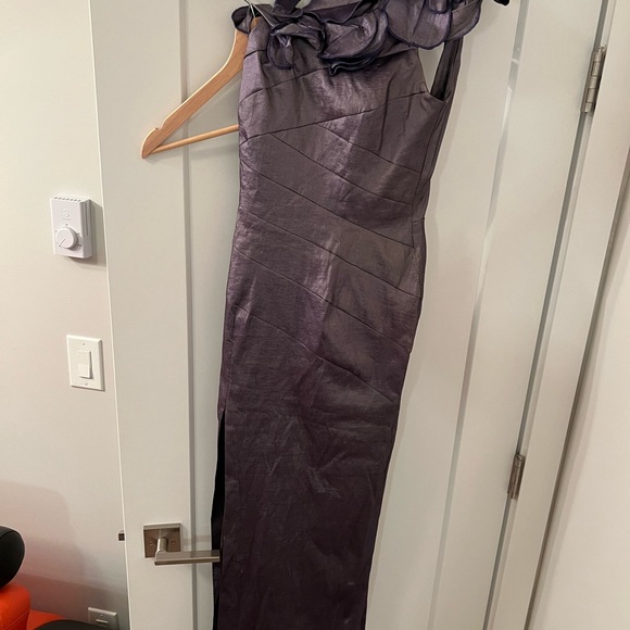 Beautiful party dress! - Picture 5 of 12